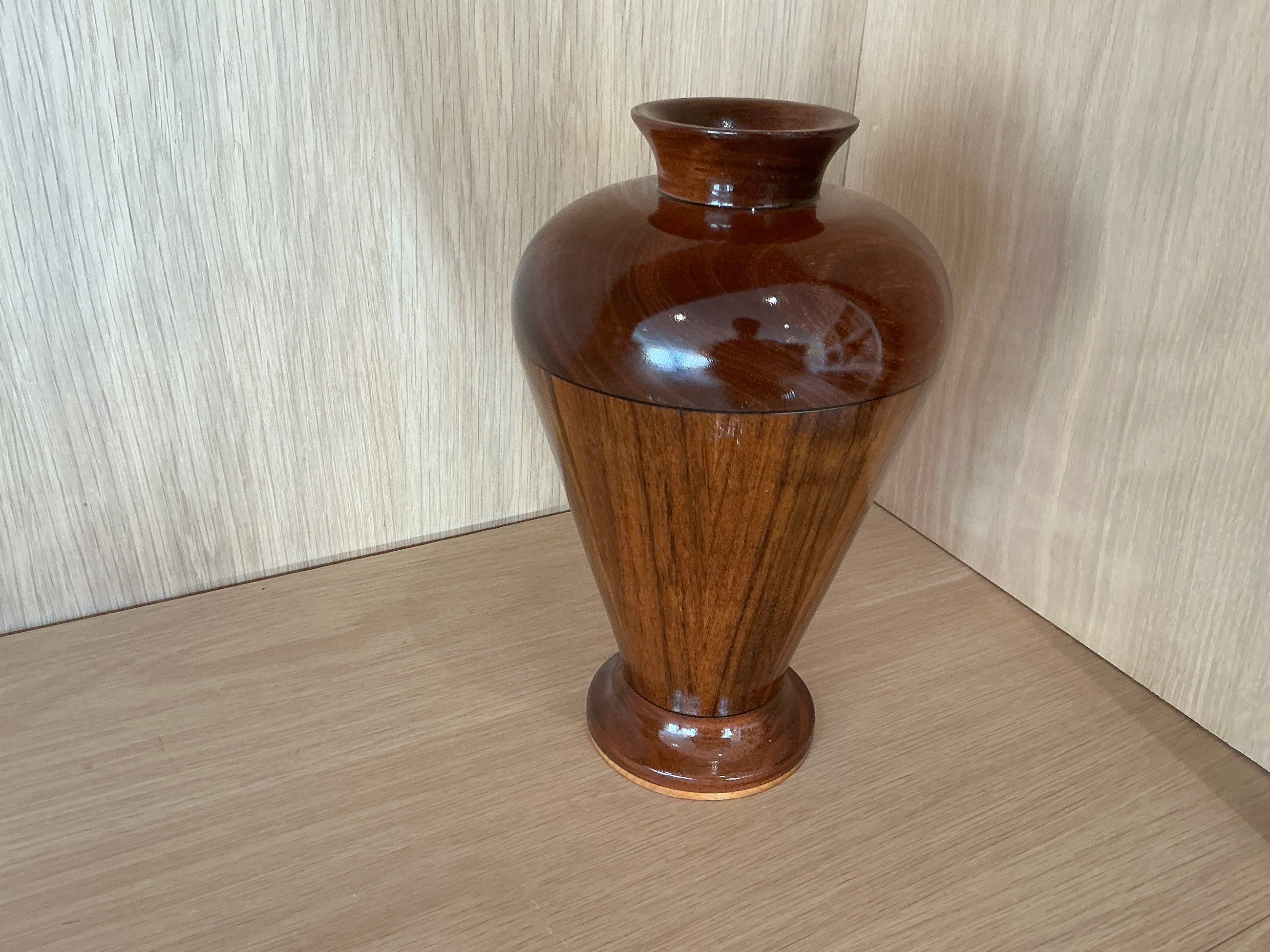 Walnut wooden vase