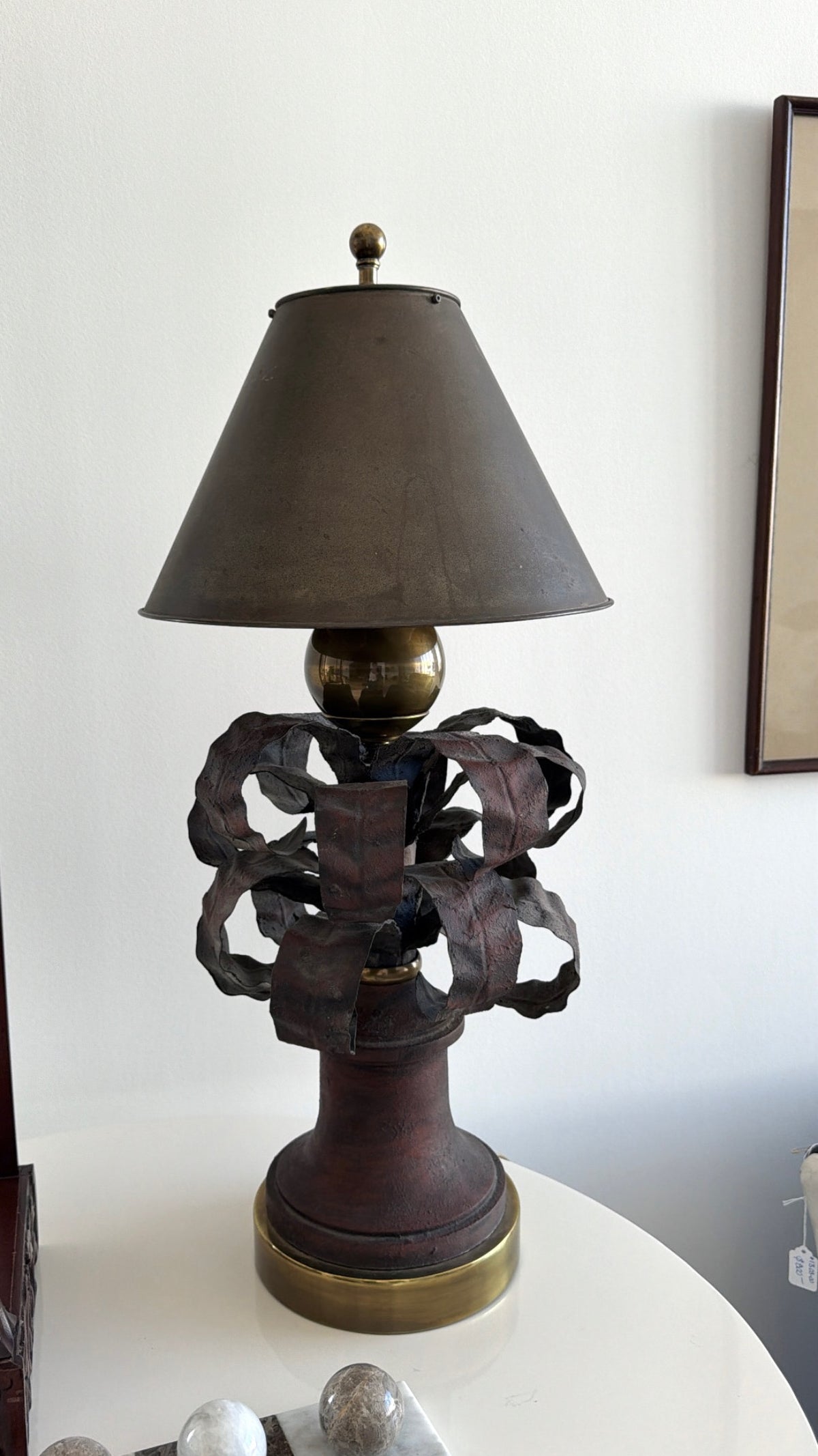 Metal table lamp