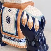 Vintage Chinoiserie Blue elephant