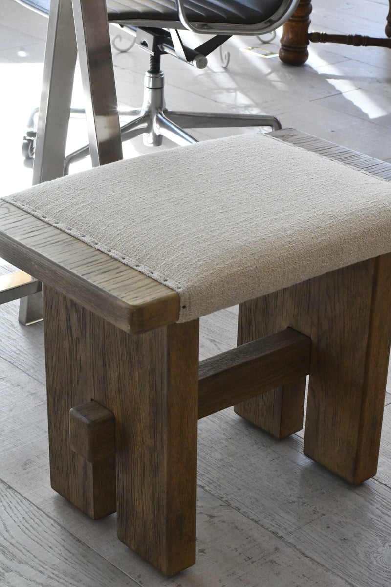 Solidwood Bench Upholstered in Linen