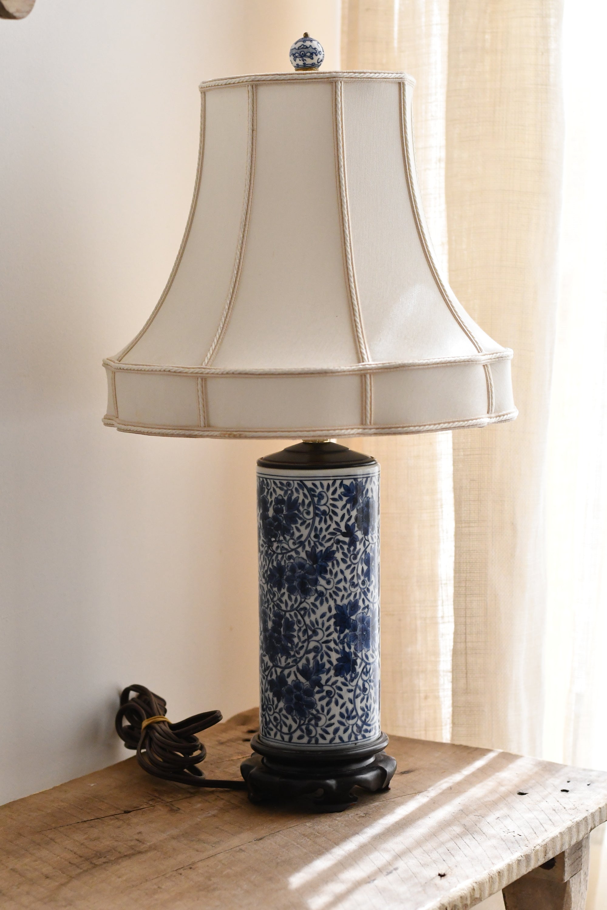 Blue & White Porcelain Table Lamp