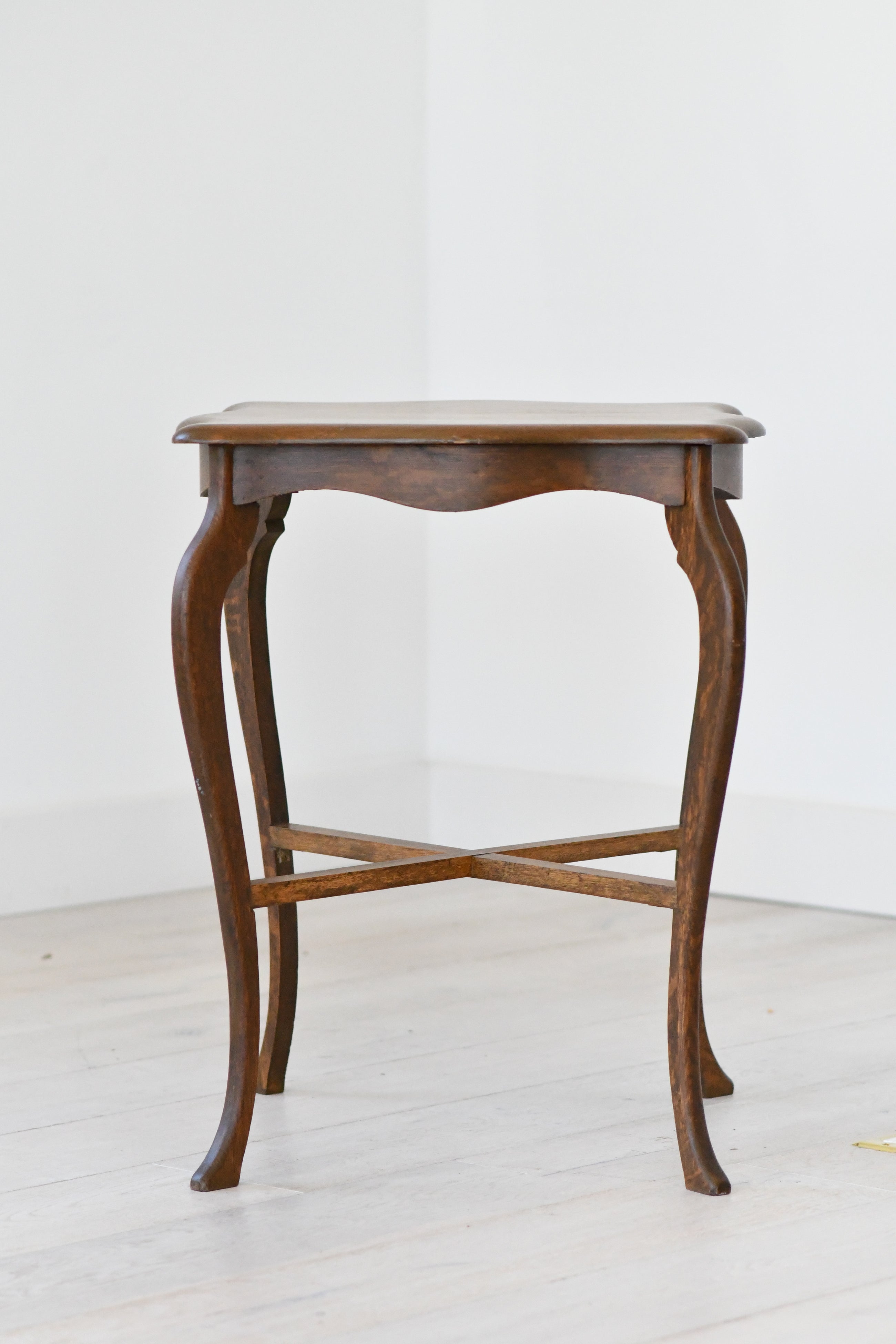 Oak Table