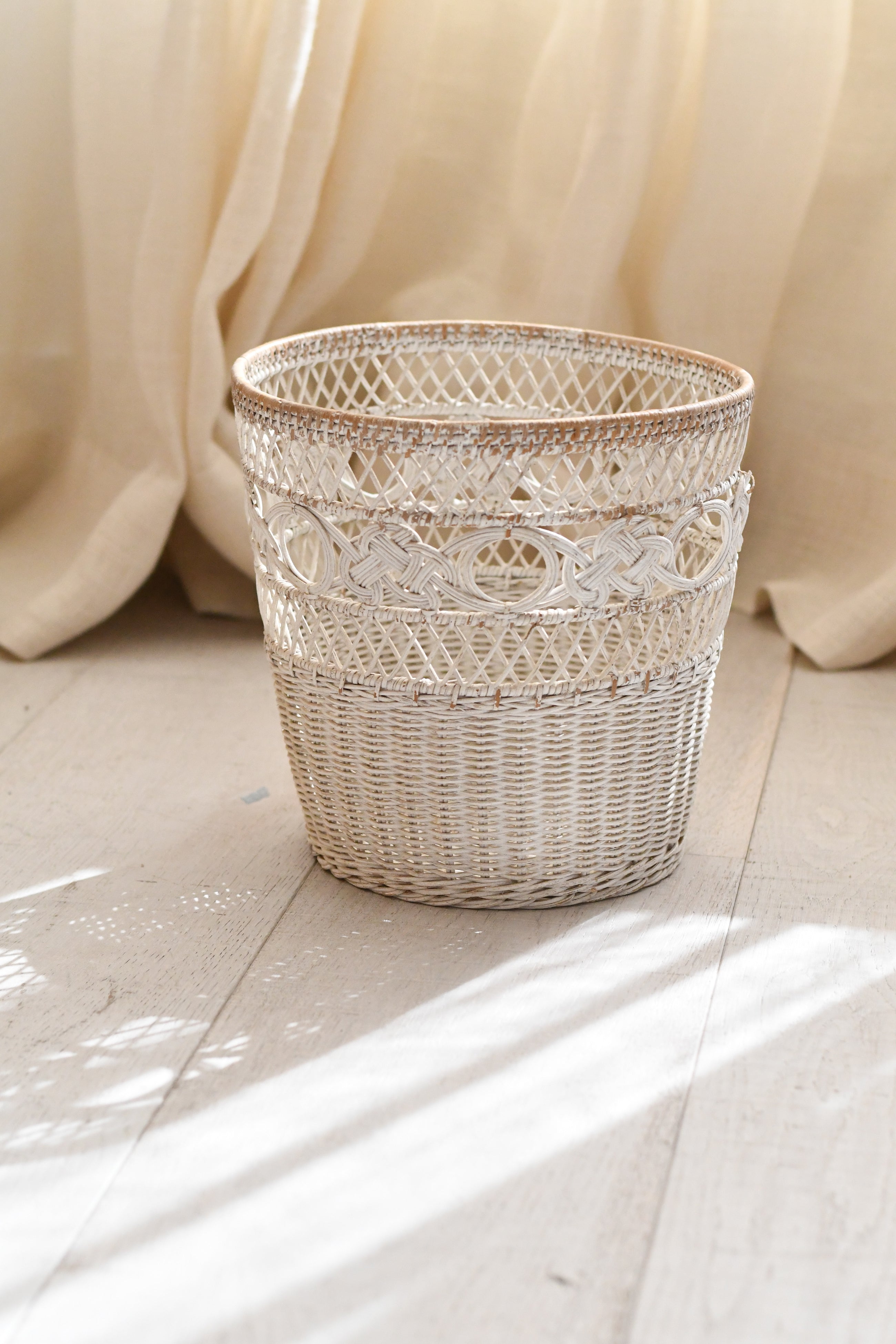 Wicker Waste Bin