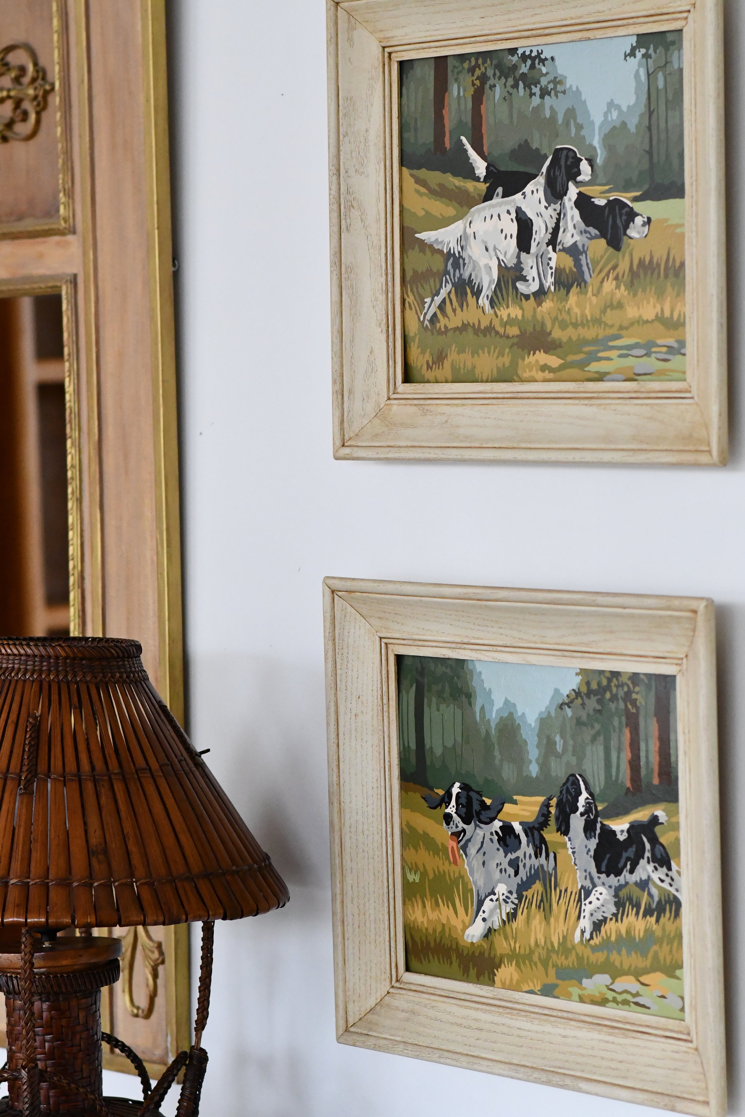 THE HUNTING DOG PAIR