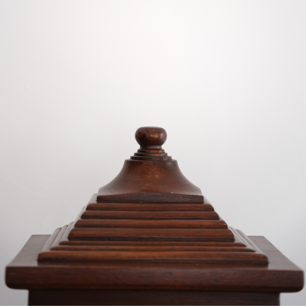 Hanging Pagoda Shelf