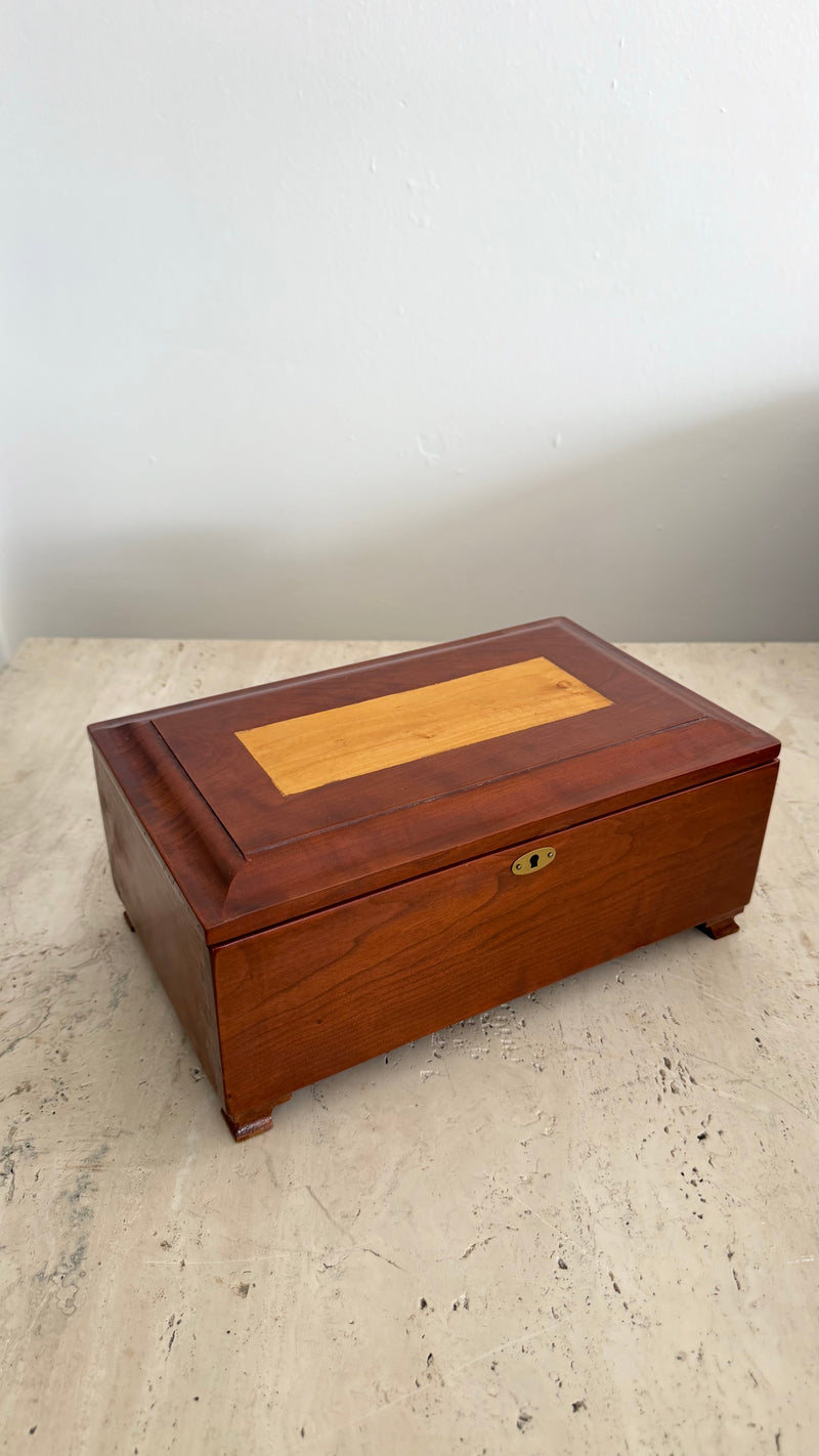 The Marlow Box Jewelry Box w/ key